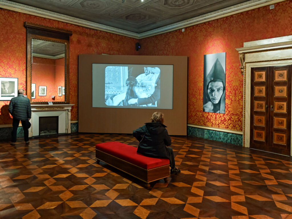 IMG_20250123_155453-1024x768 La bella mostra fotografica "George Hoyningen-Huene. Glamour e avanguardia" a Palazzo Reale di Milano