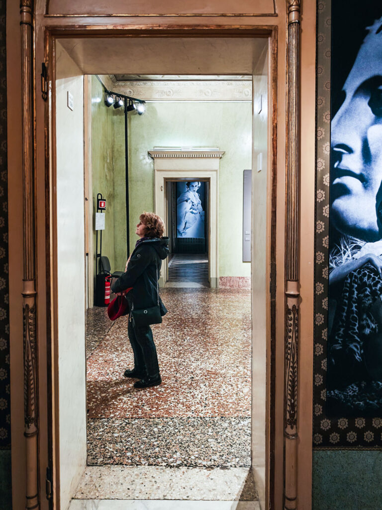 IMG_20250123_160751-768x1024 La bella mostra fotografica "George Hoyningen-Huene. Glamour e avanguardia" a Palazzo Reale di Milano
