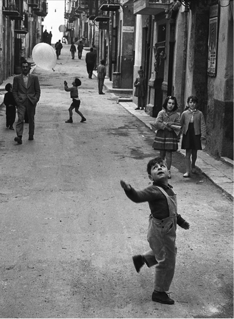 Screenshot-2025-03-01-alle-11.36.45-753x1024 Enzo Sellerio. Piccola antologia siciliana - La mostra fotografica a Milano